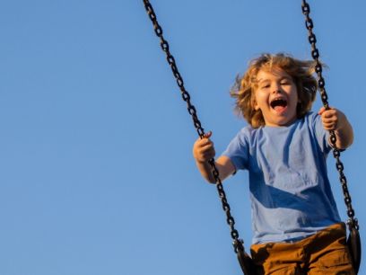 453.-8-retos-de-la-proteccion-solar-en-ninos